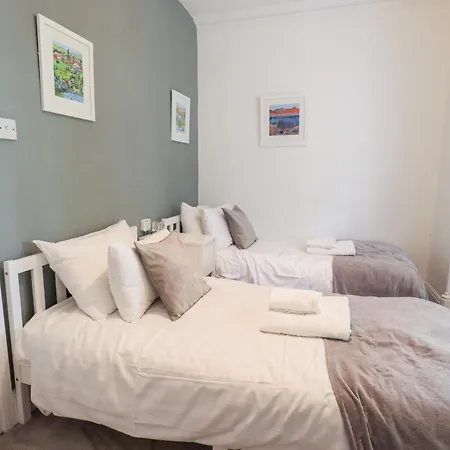Drystones Apartamento *